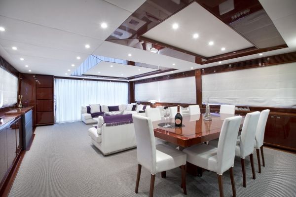 MOLLY MALONE Princess 95 Luxury Motoryacht Dining Table