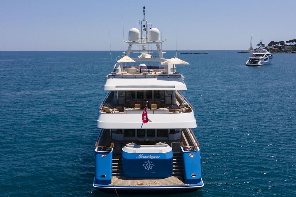 Mosaique - aft profile