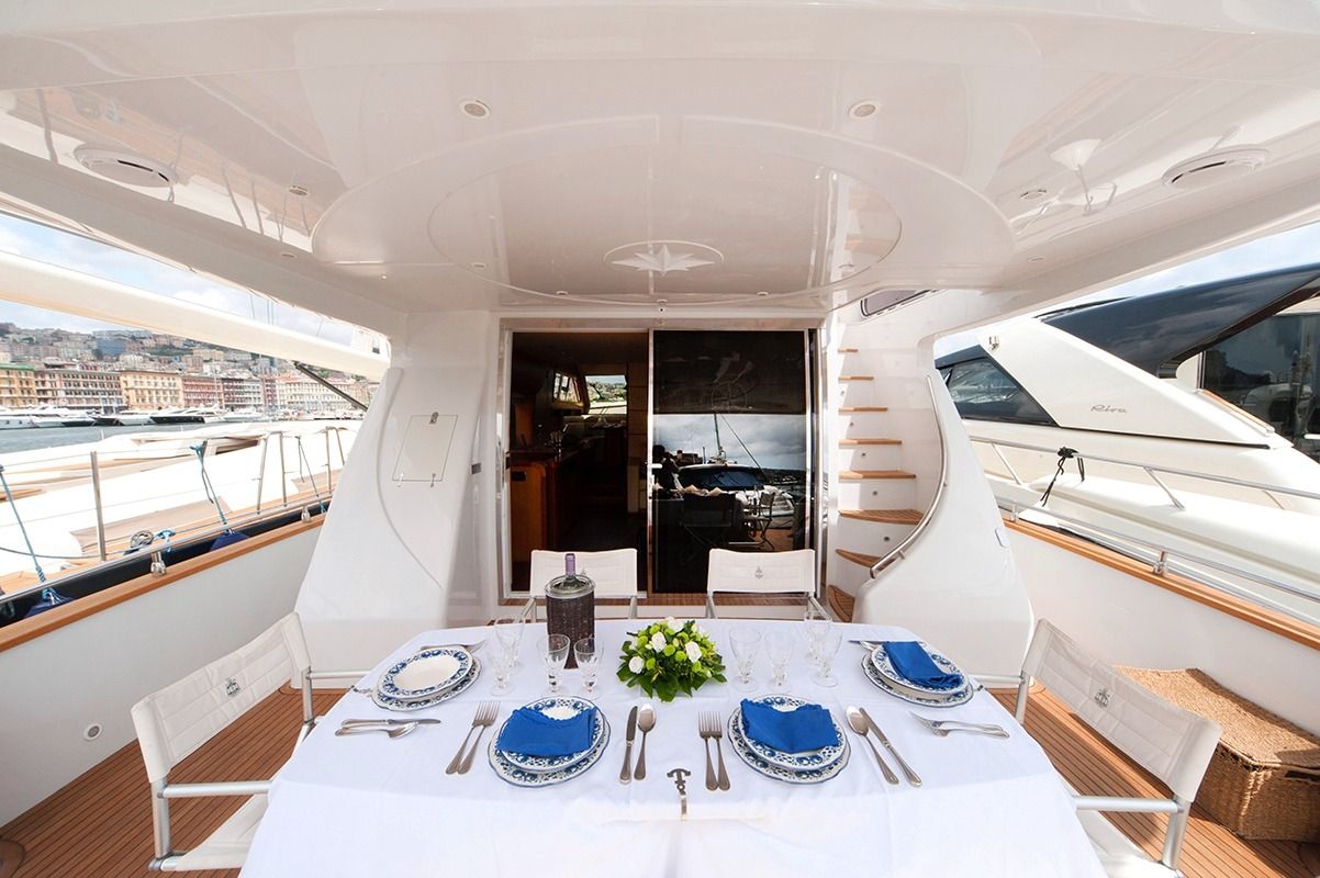 NADAZERO Raffaelli 22m Motoryacht Al Fresco Dining