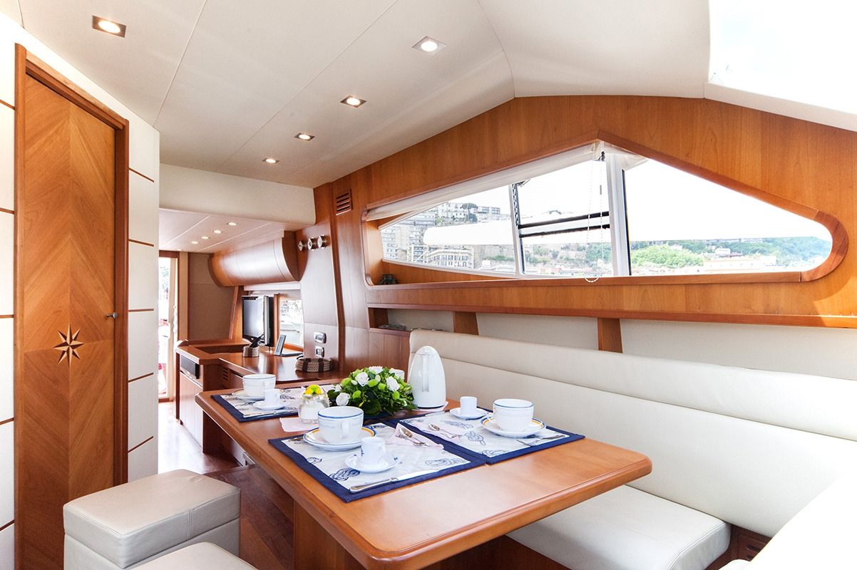 NADAZERO Raffaelli 22m Motoryacht Formal Dining
