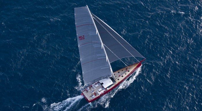 NOMAD IV - 30m Maxi Dolphin