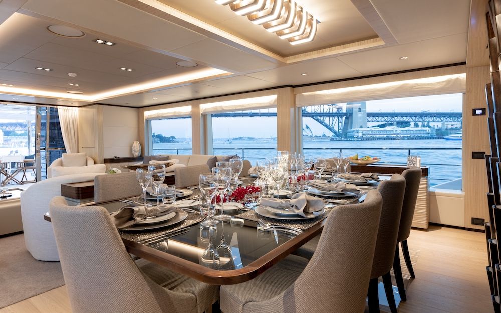 ONEWORLD - Gulf Craft 32m