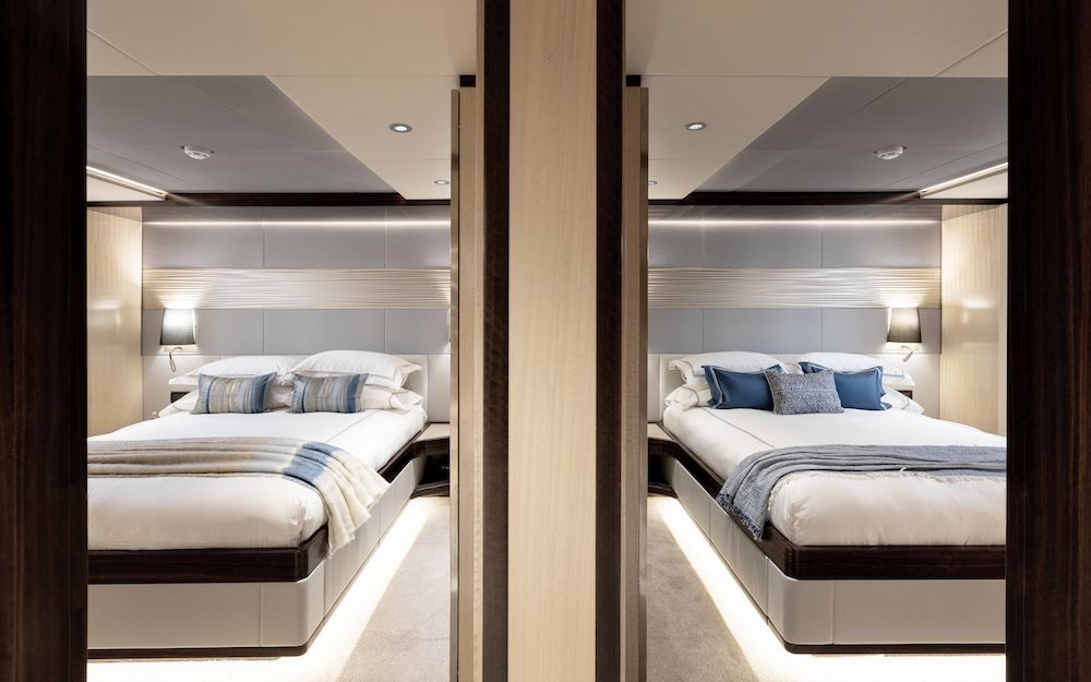 ONEWORLD - Gulf Craft 32m