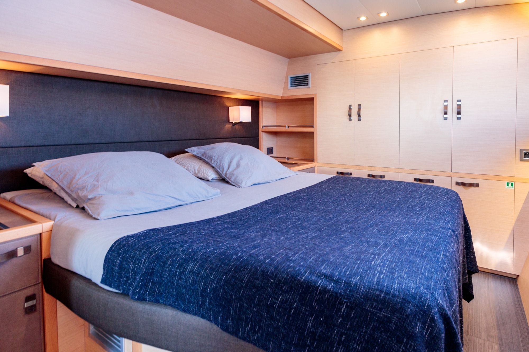 ORYX Lagoon 64 Master Cabin