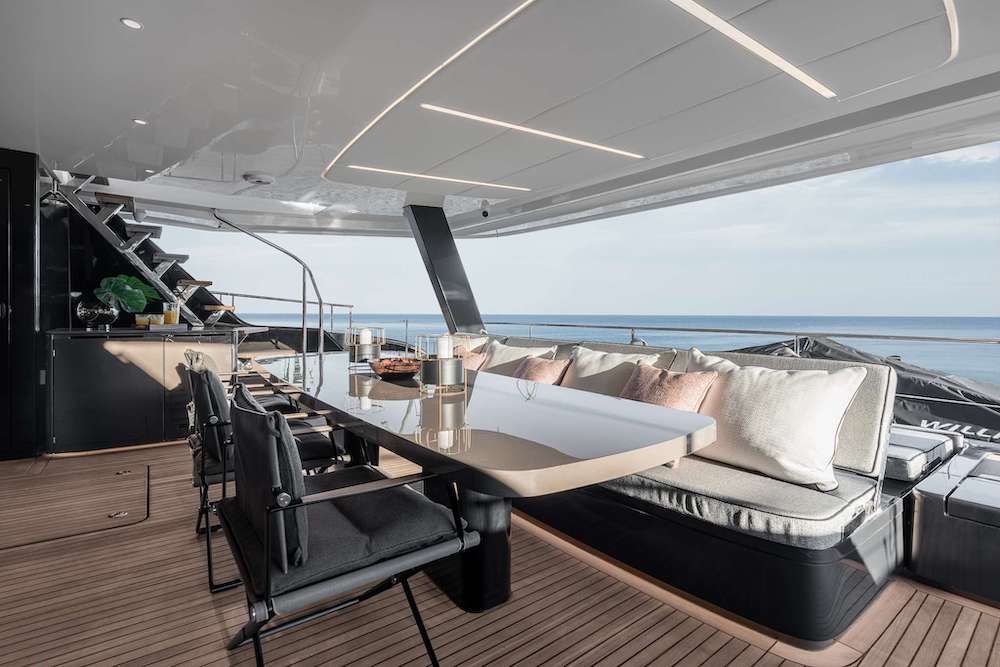 OTOCTONE Sunreef 80 Luxury Catamaran Alfresco Dining