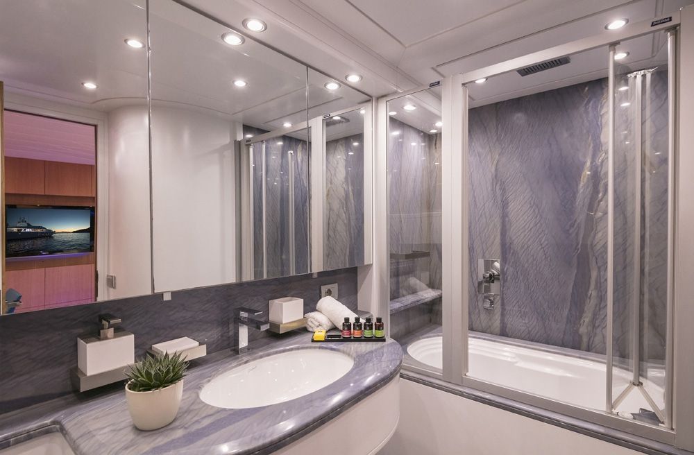 PARIS A - Bathroom 3