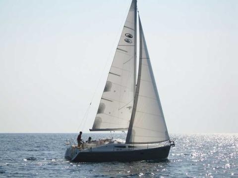 Bareboat Sailing Yacht Patriot Impression 344 by Elan 3 cabins