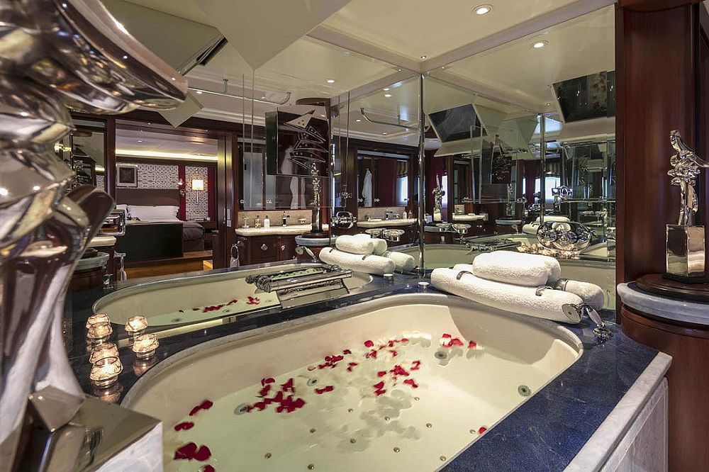 Jacuzzi Bath