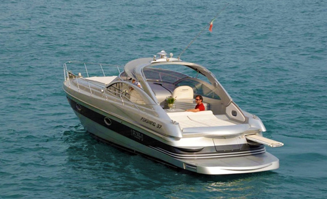 Crewed Motor Yacht Pershing 37 - Amalfi - Amalfi - Capri - Positano ...