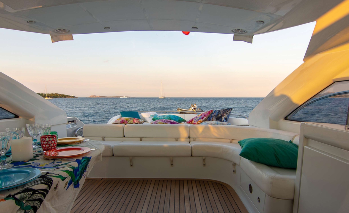 Crewed Motor Yacht Pershing 56 - 10 guests cruising - Porto Cervo ...
