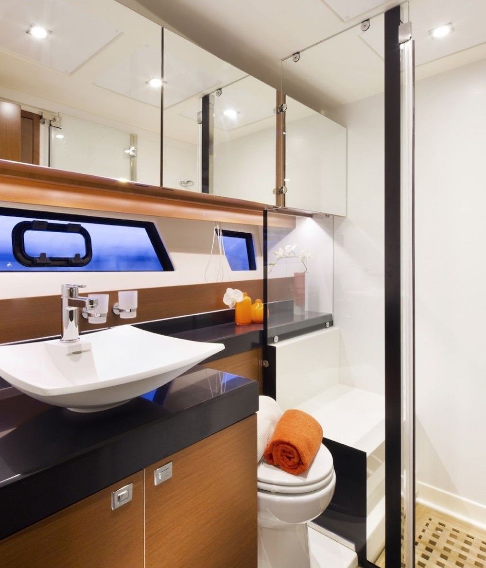 Prestige 560 Fly - Day Charter