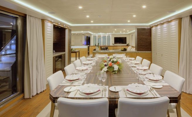 QUARANTA Curvelle 34m Luxury Superyacht Dining Room