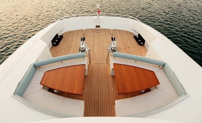 QUARANTA Curvelle 34m Luxury Superyacht Sun Deck