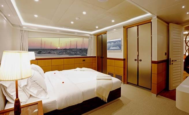 QUARANTA Curvelle 34m Luxury Superyacht VIP Cabin