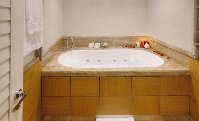 QUARANTA Curvelle 34m Luxury Superyacht Luxury Bathroom