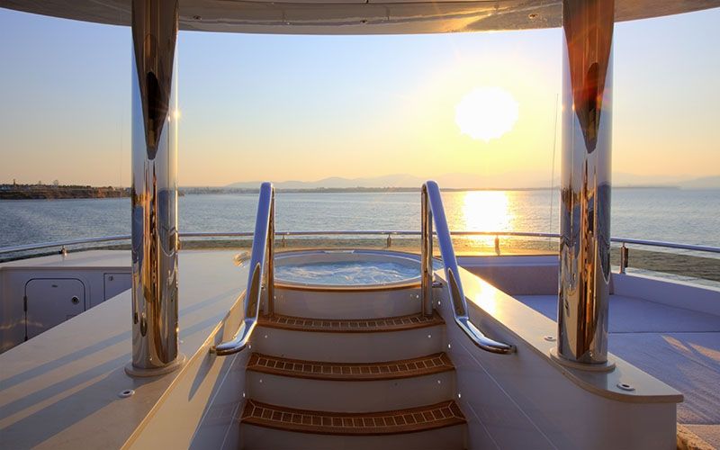 QUARANTA Curvelle 34m Luxury Superyacht Sunset Views
