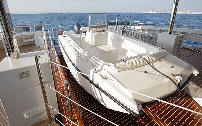 QUARANTA Curvelle 34m Luxury Superyacht Tender