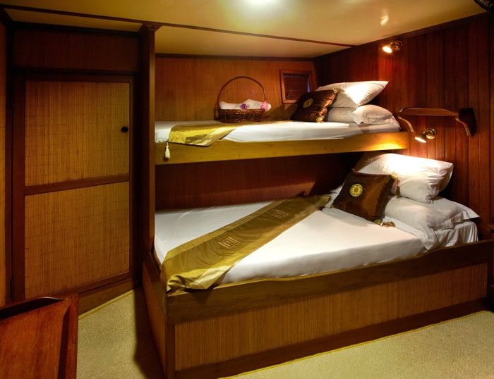 raja_laut_cabin