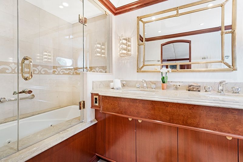 RELENTLESS Trinity 145 Luxury Superyacht Bathroom