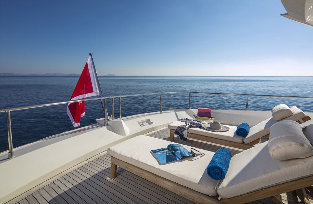 Upper Deck