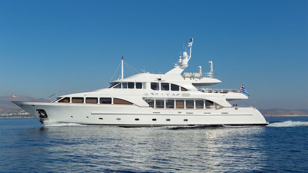 RIVA Benetti 120 Classic Cruising