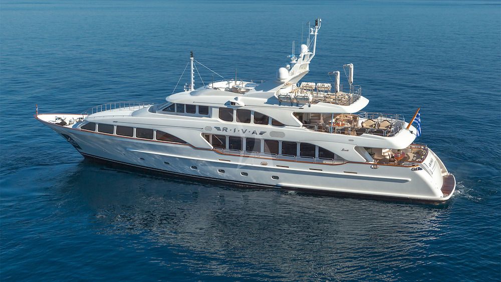 RIVA Benetti 120 Classic