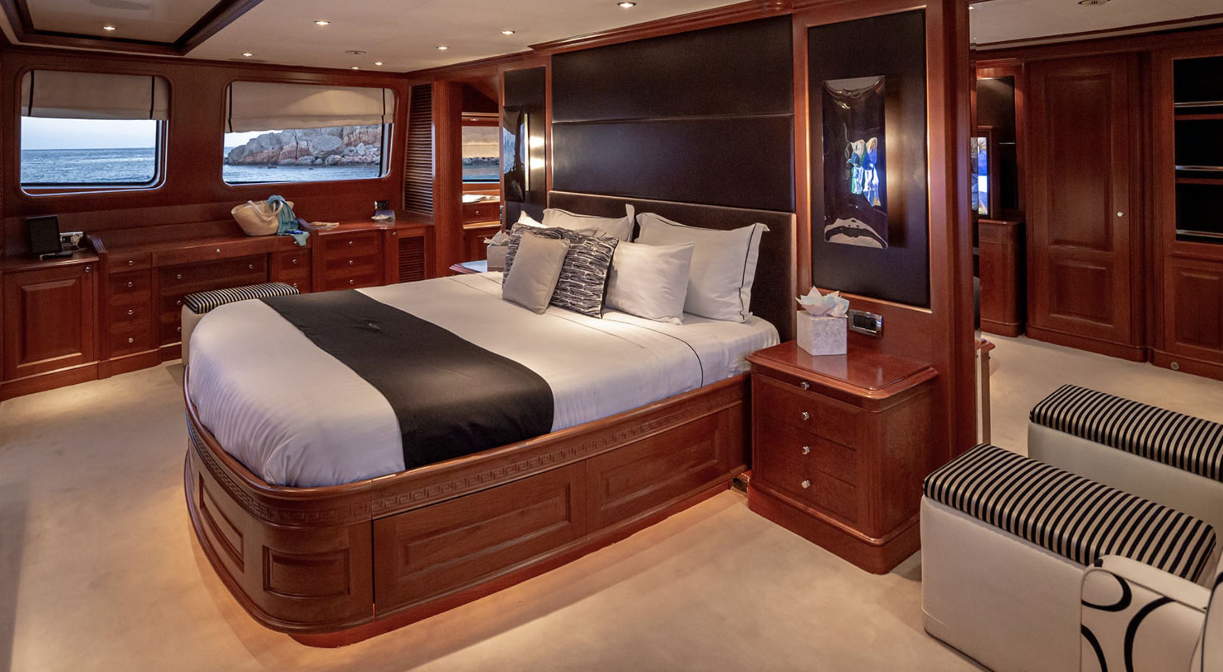 RIVA Benetti 120 Classic Cabin