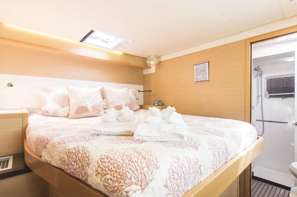 RUMBA Lagoon 52 Guest Cabin