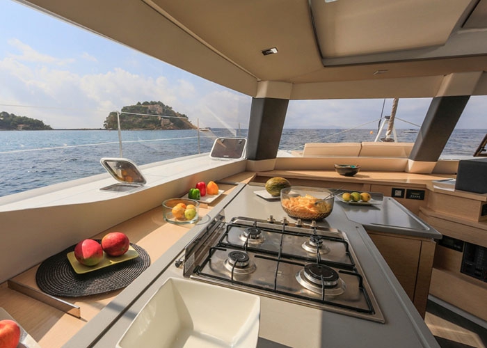 Crewed Catamaran Fountaine Pajot Saba 50 - 5 Cabins - Bora Bora ...