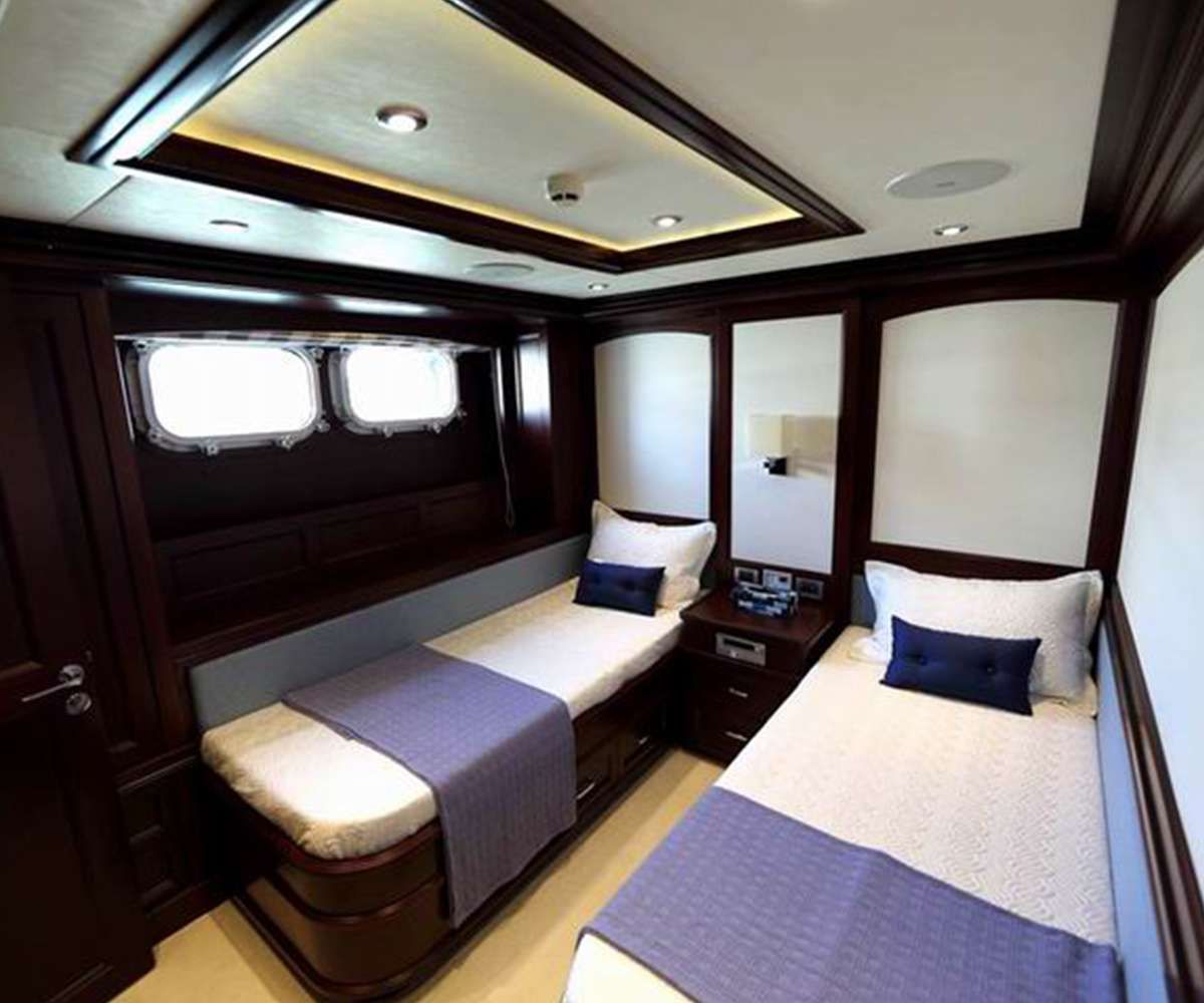 SAMSARA Cabin