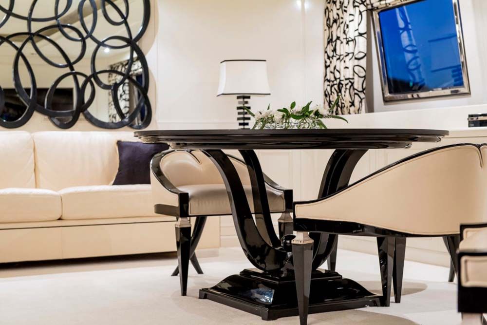 Upper Lounge