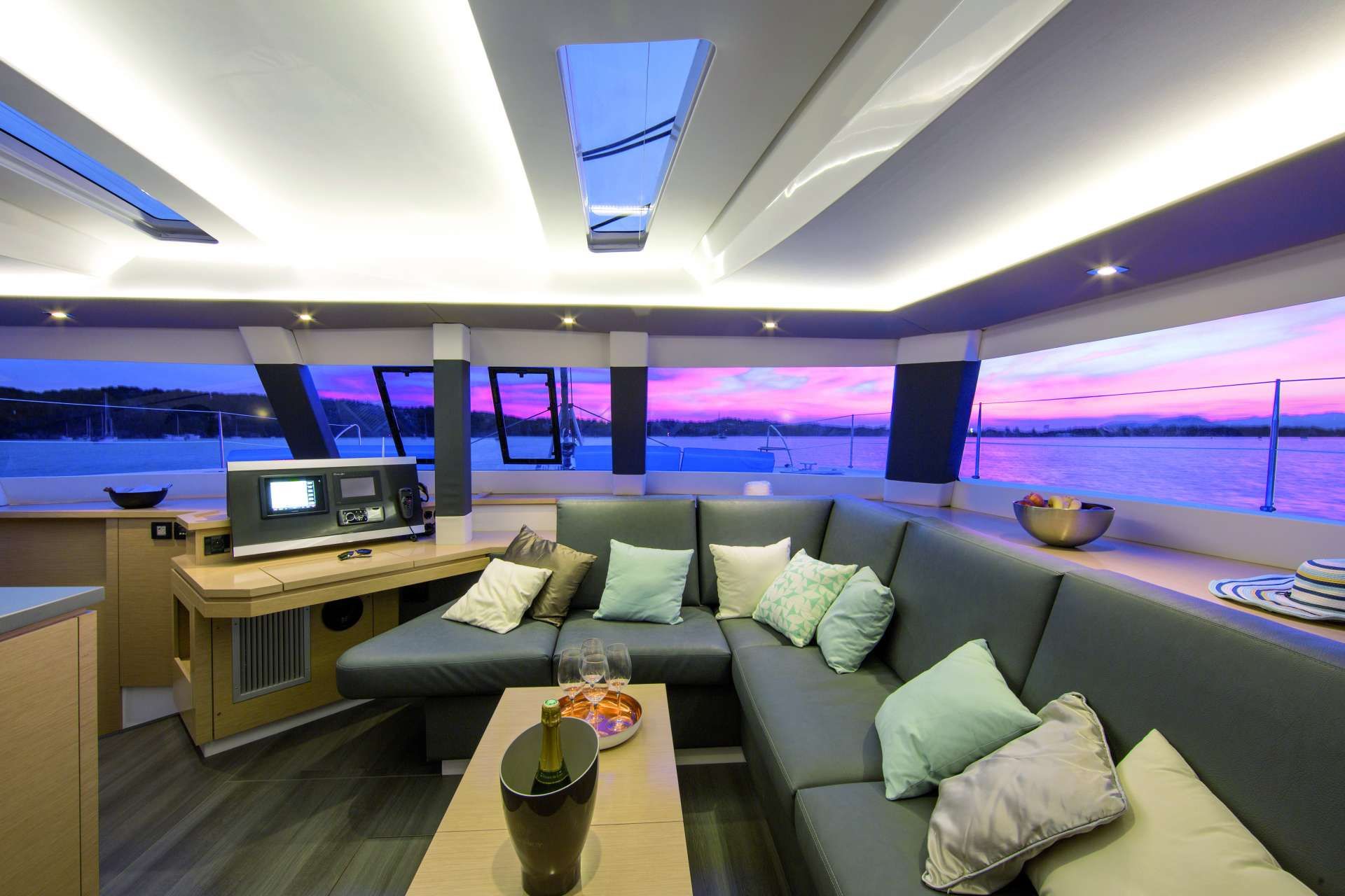 SEA ENERGY V - Fountaine Pajot Saba 50