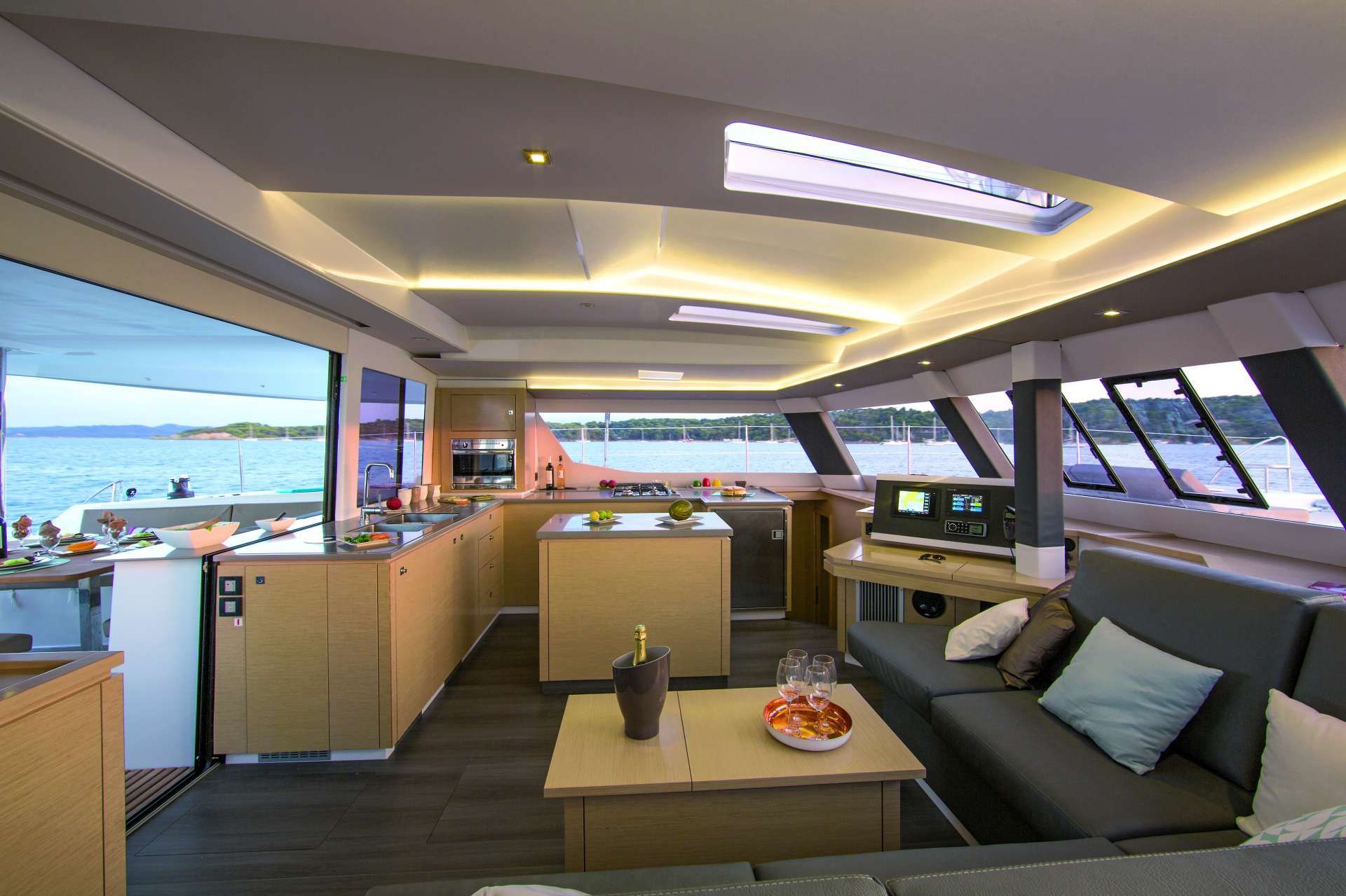 SEA ENERGY V - Fountaine Pajot Saba 50