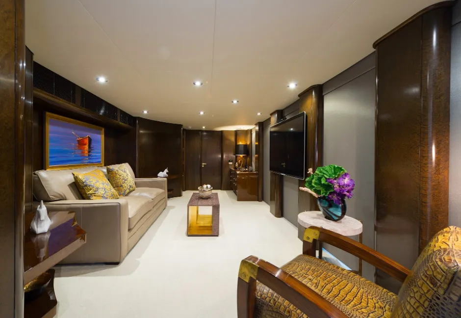 SHE`S A 10 - Oceanfast 50m