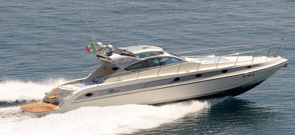 Crewed Motor Yacht Cranchi 47 - Day Charter - Amalfi - Positano - Capri ...