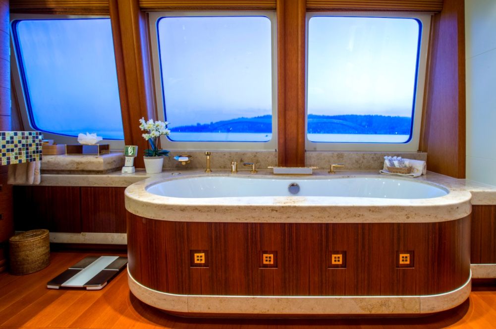 SIROCCO - 47m Heesen