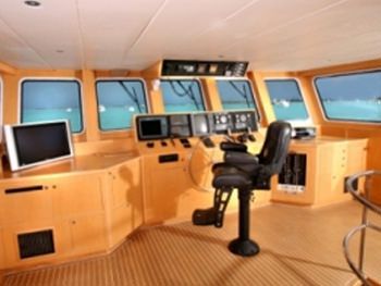 helm station on the upper deck