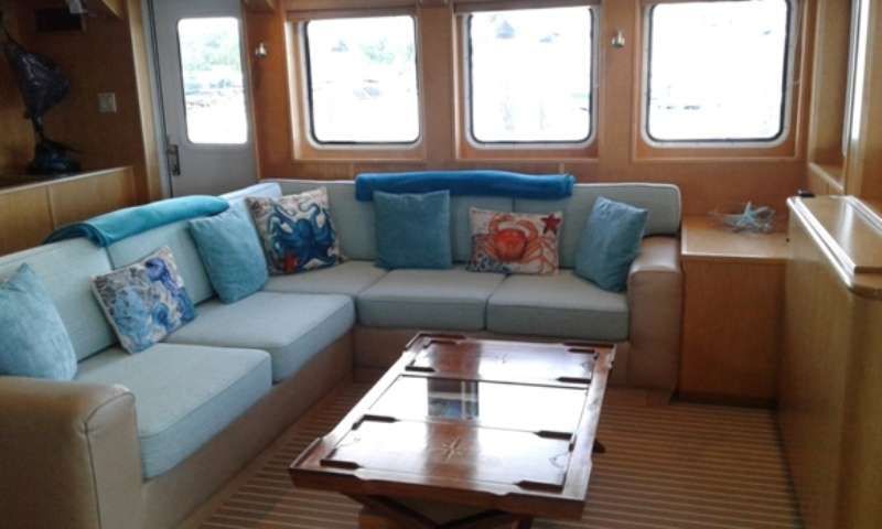 saloon