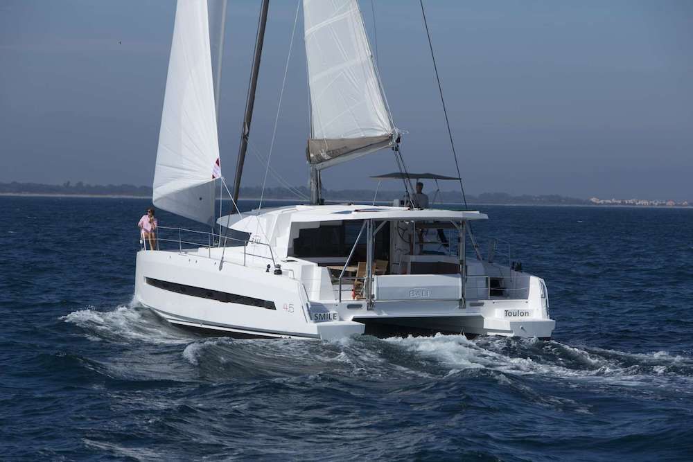 SMILE - Bali 4.5 Sail
