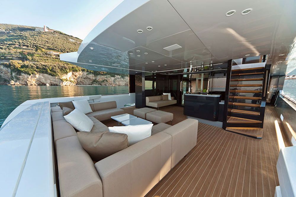 Dining Area Aft Deck