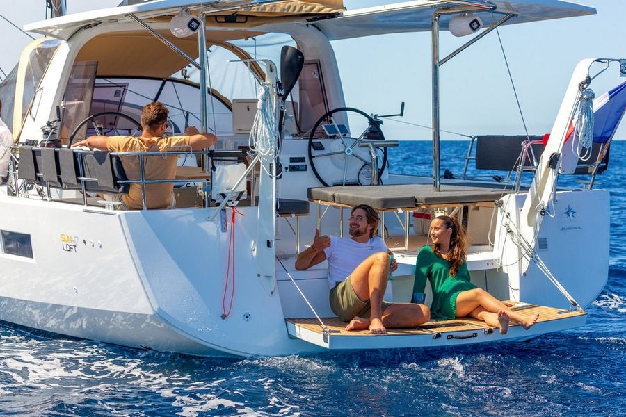 Jeanneau Sun Odyssey 46.1 Aft Deck