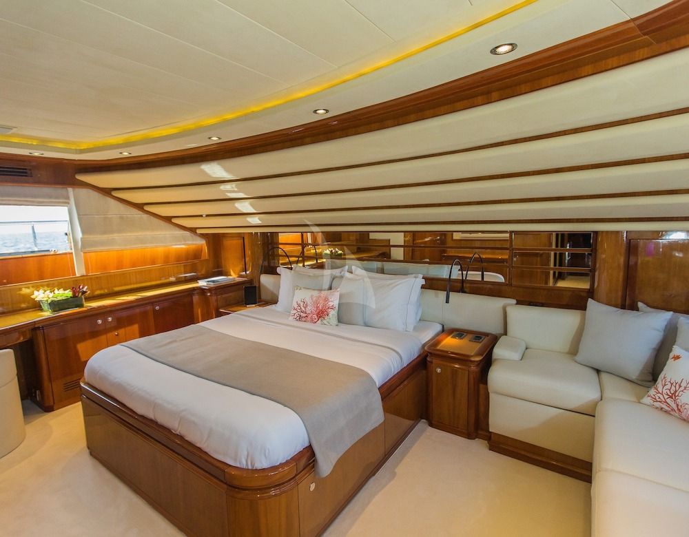 TACOS OF THE SEA - Ferretti 112