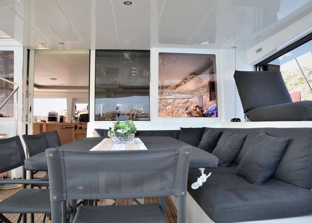 aft deck dining table