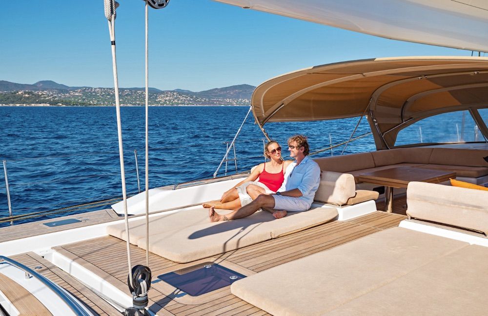 Boatbookings THALIMA Sailing Yacht Sunpads