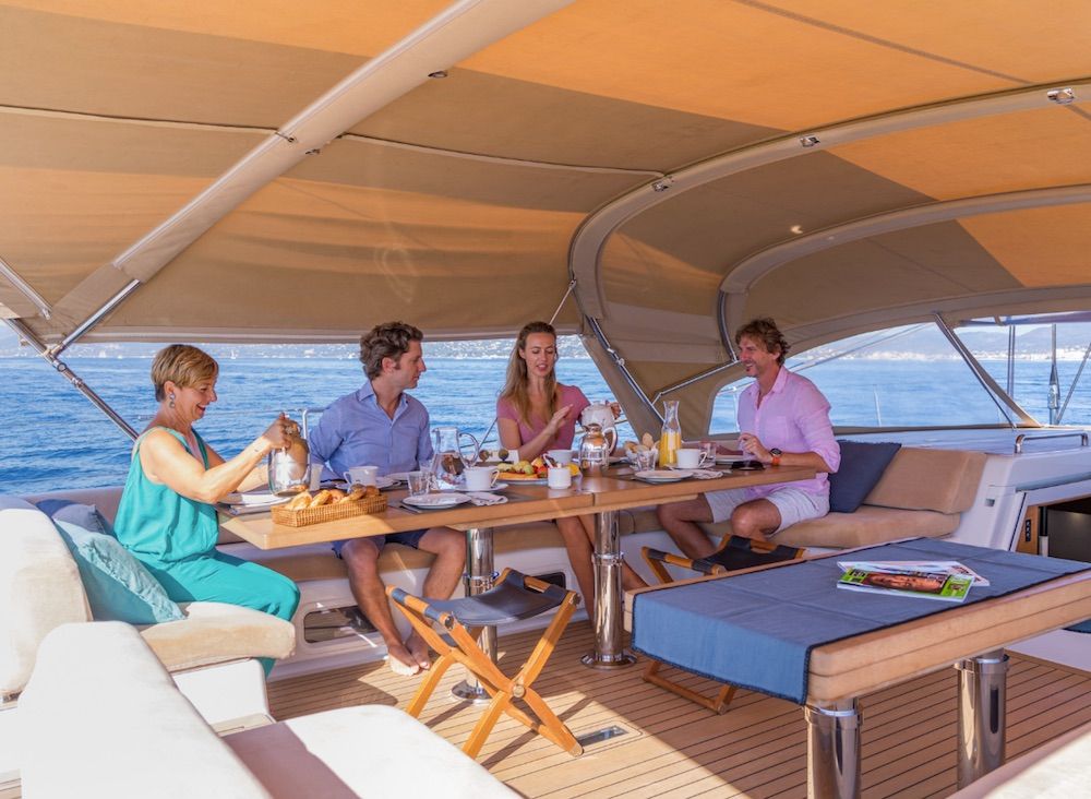 Boatbookings THALIMA Sailing Yacht Breakfast