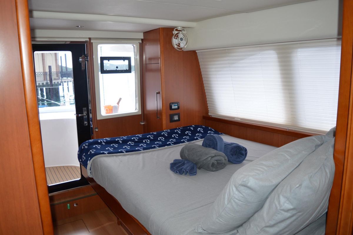 THE ANNEX Leopard 58 Crewed Catamaran Double Cabin 1