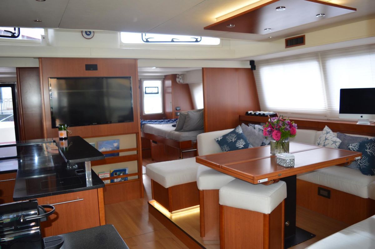THE ANNEX Leopard 58 Crewed Catamaran Saloon