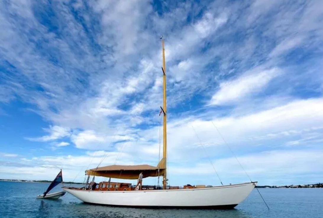 THE BLUE PETER Classic Yacht