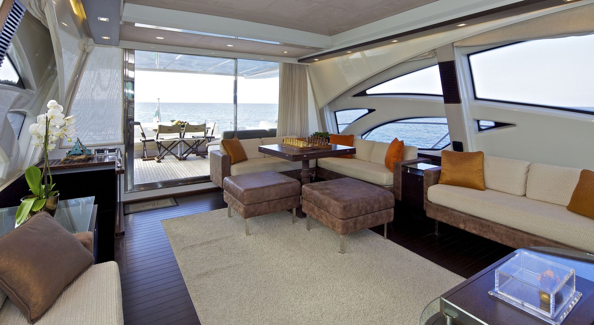 THEA MALTA Azimut 86 Salon