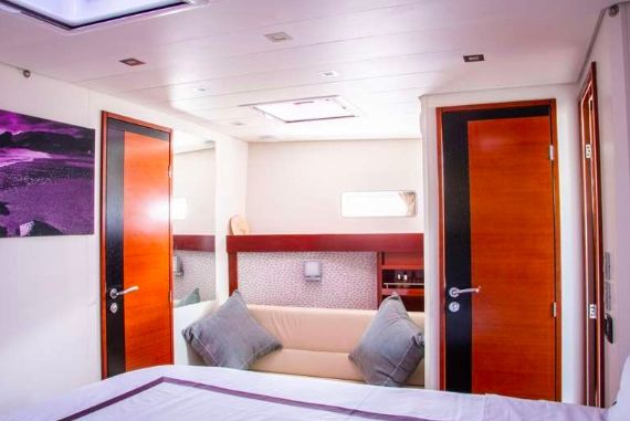 THEIA OF LONDON - Master cabin
